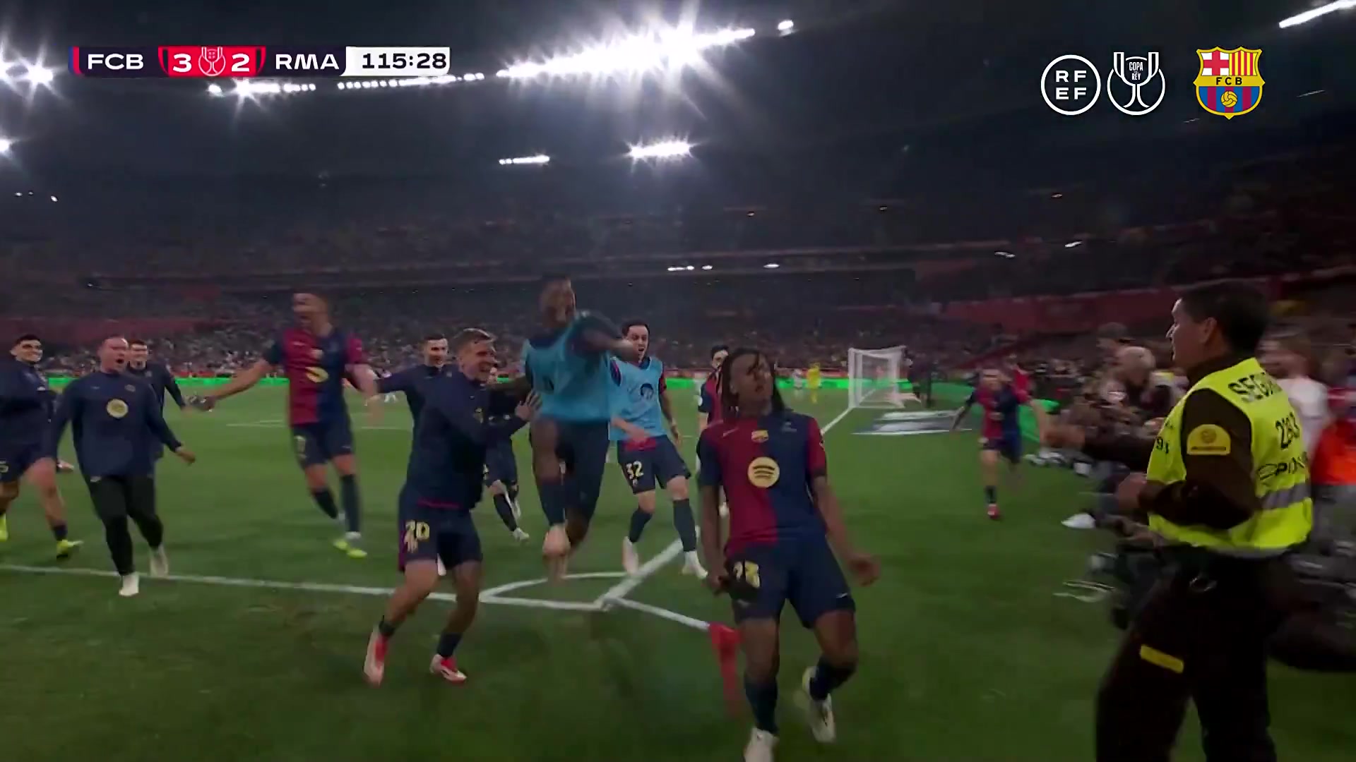 DB视讯官网决赛加时绝杀皇马!孔德激情庆祝跨过角旗杆😂