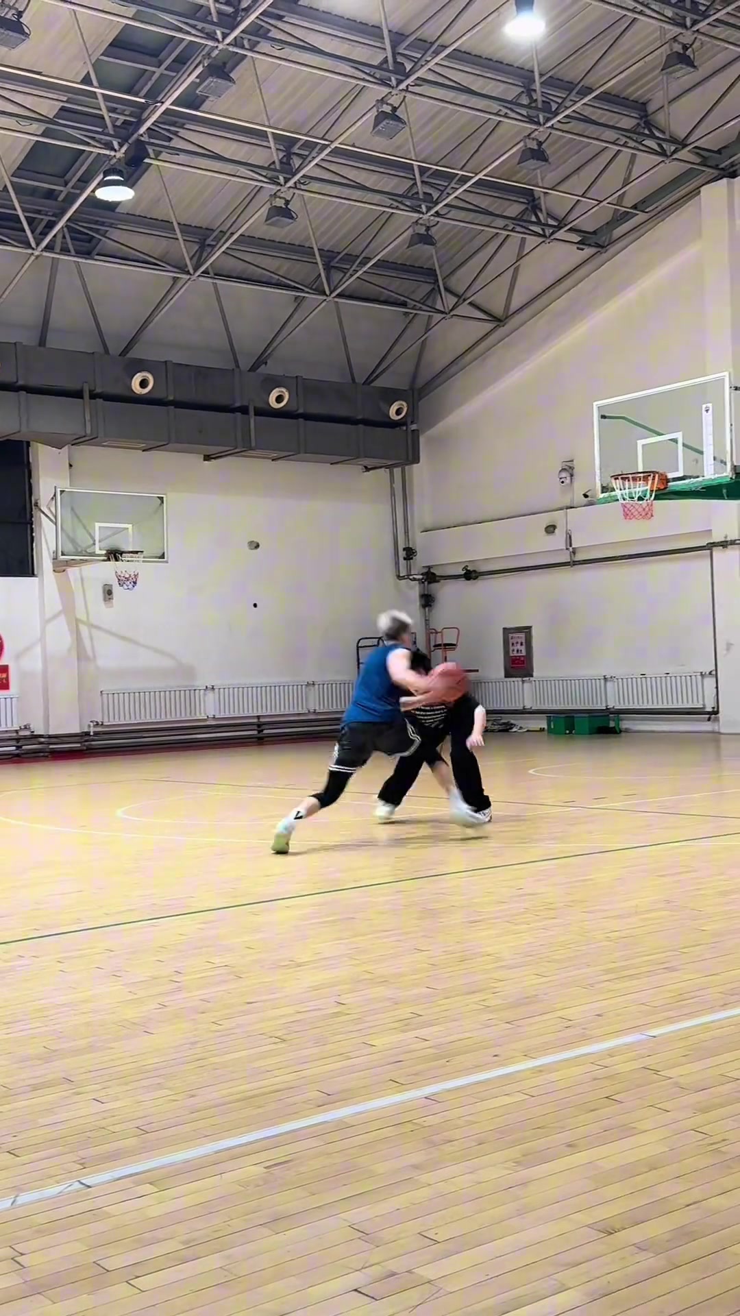 DB视讯官方登录入口郭艾伦：我眼睛恢复的很好要开始进步了 下赛季等我